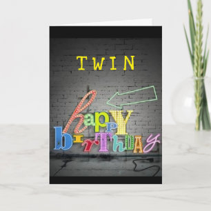 **TWIN** ÉCRIRE EST SUR LA CARTE D'ANNIVERSAIRE DU
