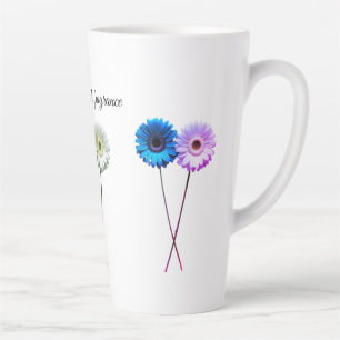 Twin-Kontrast-Doppel-Blüten-Gleichgewicht in Blüte Milchtasse