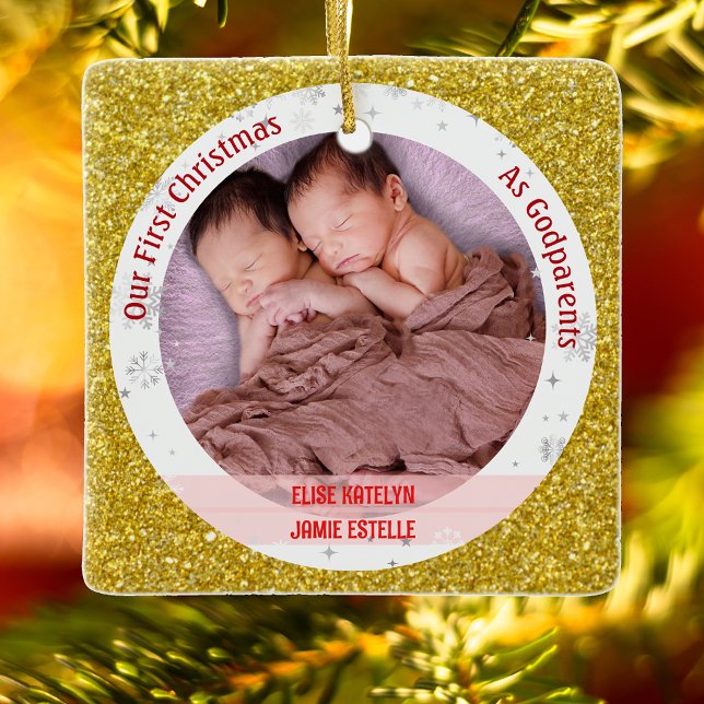 Twins Baby Girls 1. Weihnachten als Godeltern 2 Fo Keramikornament (Elegant Modern Cute Golden First Christmas as Godparents Twin Girls Photo Swaddled Babies Glitter)