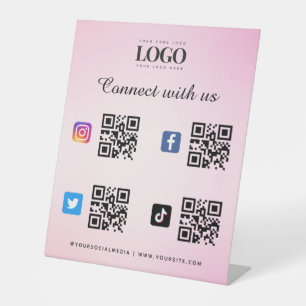 Twitter mit QL-Logos für soziale Medien Facebook P Sockelschild