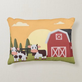 Two Cows and a Red Barn at Sunrise Dekokissen