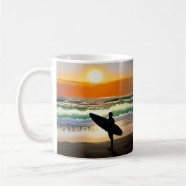 Typ am Strand mit Surfbrett Sonnenuntergang Kaffeetasse