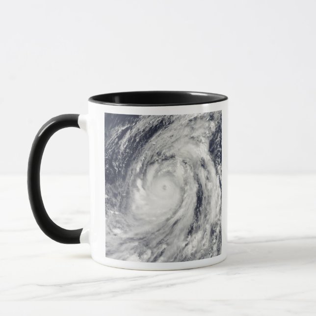 Typhoon Lupit Tasse (Links)