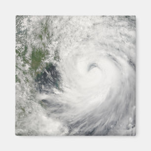 Typhoon Prapiroon Magnet