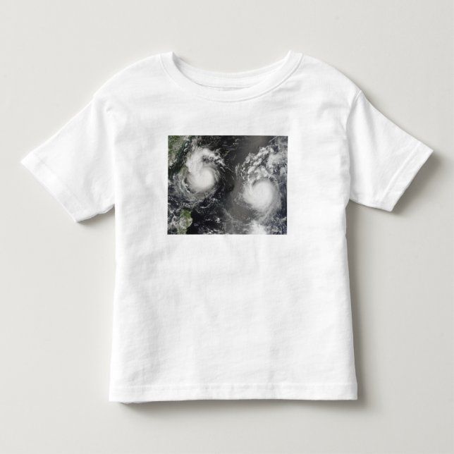 Typhoon Saomai und Tropensturm Bopha Kleinkind T-shirt (Vorderseite)
