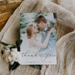 Typografie Herz Hochzeit Foto vielen Dank Postkarte<br><div class="desc">ein elegantes und dennoch schlichtes weißes Textdesign mit modernem Schriftsatz und einem schönen Foto,  das Bild und Text können personalisiert sein.</div>