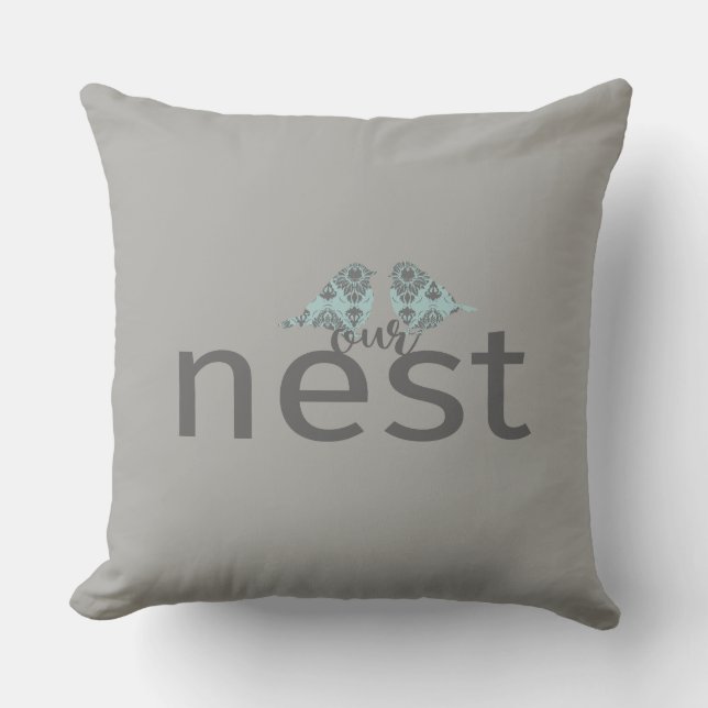 Typografie "Unser Nest" Graue und blaue Liebesvöge Kissen (Vorderseite)