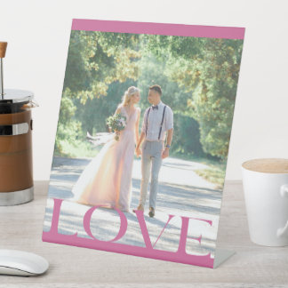 Typografisches LIEBE Rahmen Design Leitplanzeichen Sockelschild
