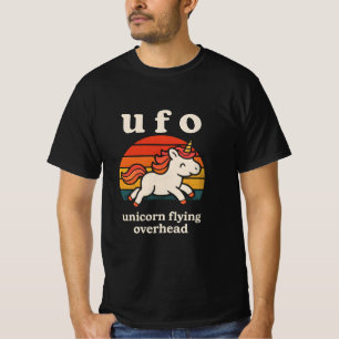 U f o Einhorn fliegt darüber  T-Shirt