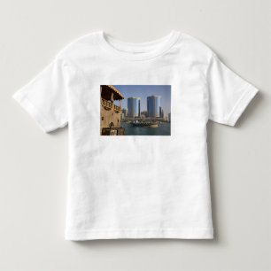 UAE, Dubai, Dubai Creek. Dhow-Kreuzungskanal Kleinkind T-shirt