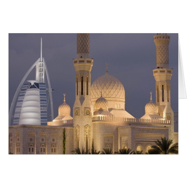 UAE, Dubai. Moschee im Abend mit Burj al Arab (Vorderseite (Horizontal))