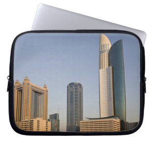 UAE, Dubai. Park Place Tower und andere Laptopschutzhülle