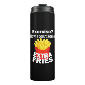 Üben Sie sich aus wie mit einigen Pommes frites Thermosbecher
