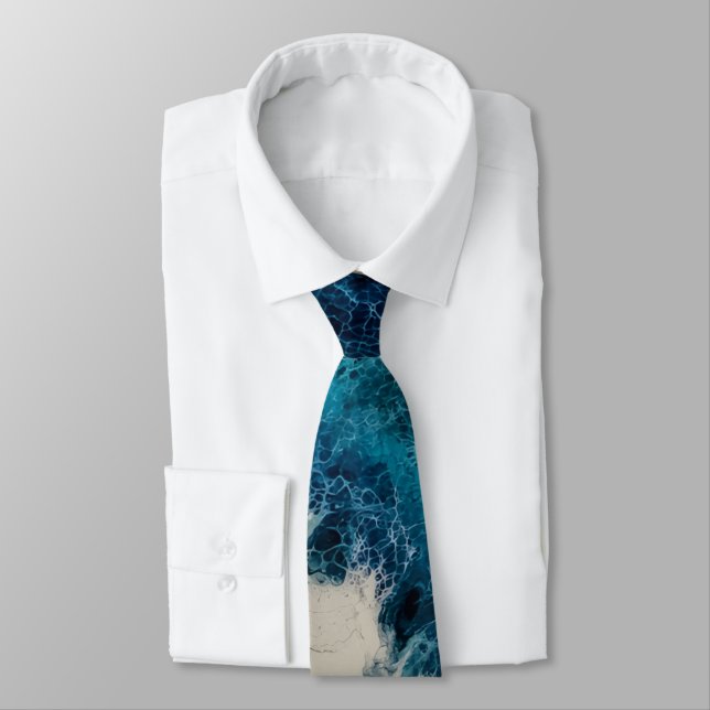 Über dem Egde: Krawatte (Gebunden)