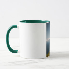 ÜBER DEM GRIECHISCHEN LAND TASSE