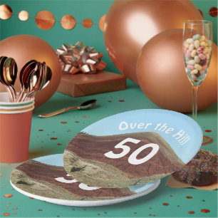 Über dem Hill 50. Geburtstag Meilenstein Pappteller