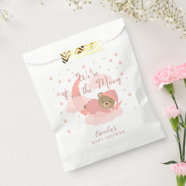 Über dem Mond schlafende Bärenmädchen-Babydusche Geschenktütchen (Versiegelt)