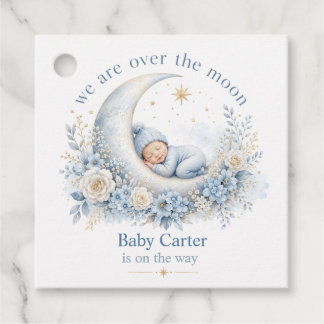 Über den Mond blaue Babyparty mit individuellem Na Geschenkanhänger