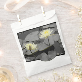 Über den Rahmen hinaus blühen Geschenktütchen