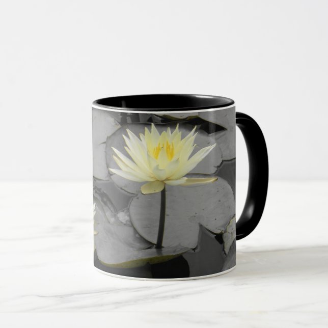Über den Rahmen hinaus blühen Tasse (VorderseiteRechts)