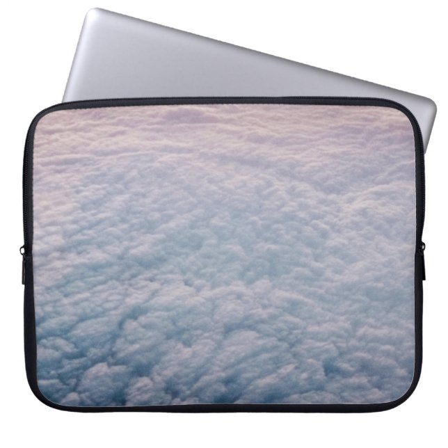 ÜBER DEN SCHLIESSUNGEN LAPTOPSCHUTZHÜLLE (Vorderseite)