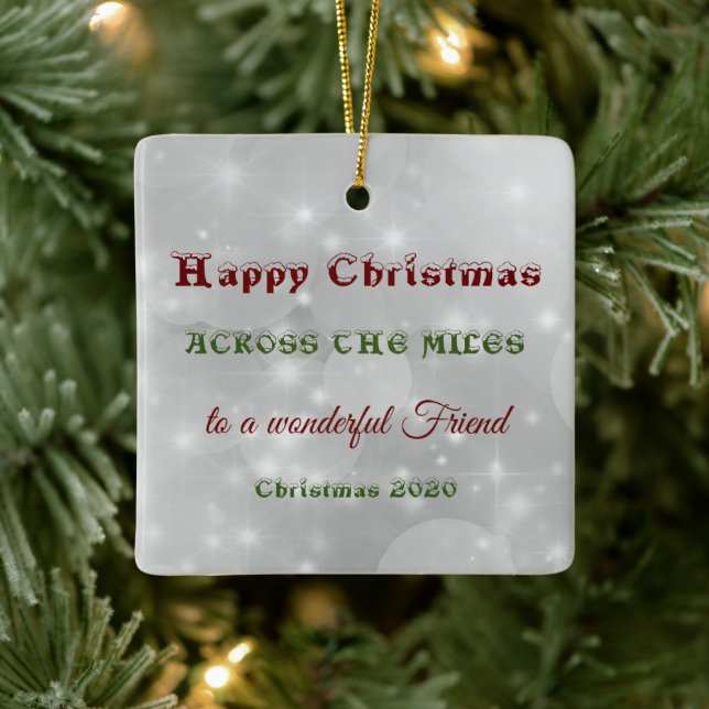 Über die Miles Christmas 2020 Friend Keramikornament (Baum)