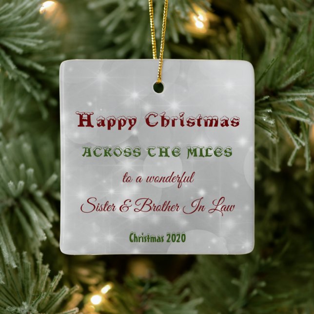 Über die Miles hinweg Weihnachtsgeschwister & Brud Keramikornament (Baum)
