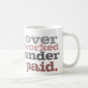 über gearbeitet unter zahlender Tasse