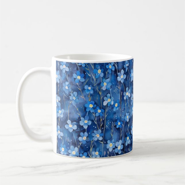 Überall Blautöne Blumenmuster Kaffeetasse (Links)