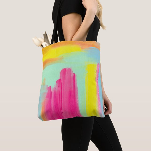 Überall in der druckvollen Sommer-Tasche ist die A Tasche (Von Nahem)