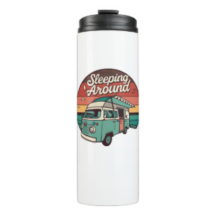 Überall Schlafen Camper Thermosbecher