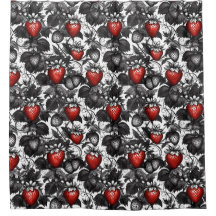 Überall schwarze, weiße und rote Erdbeeren