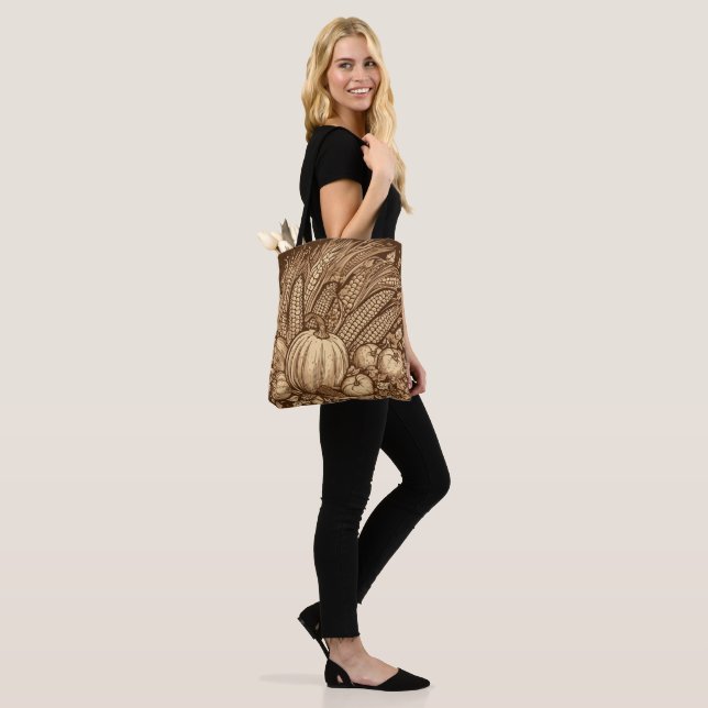 Überfluss Joy Tasche (Am Model)
