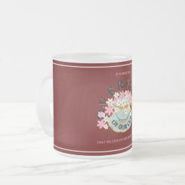 ÜBERFLUSS Mattierte Glas-Tasse von Adiela Akoo Mattglastasse