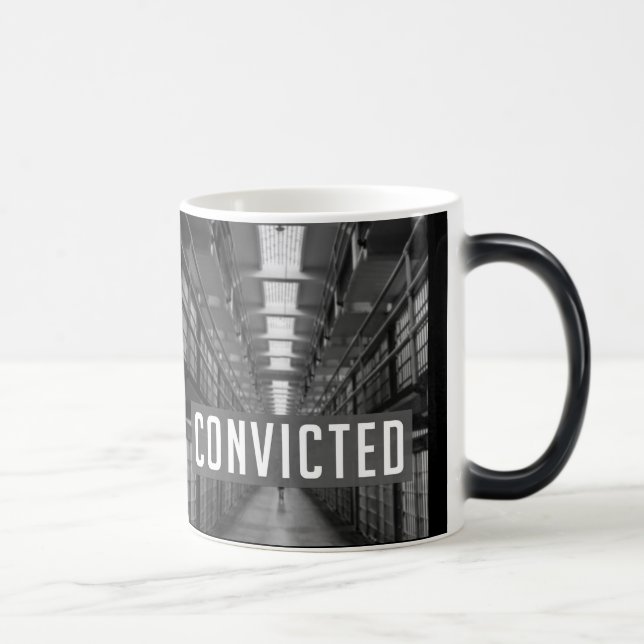 Überführte verwandelnde Tasse (Rechts)