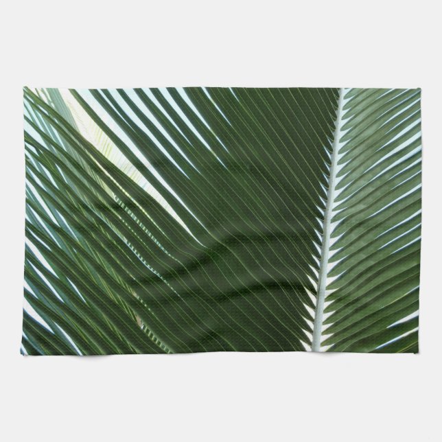 Überlappen von Palm Fronds Tropical Green Abstrakt Geschirrtuch (Horizontal)