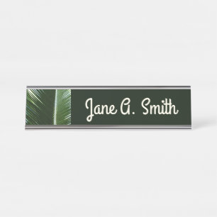 Überlappen von Palm Fronds Tropical Green Abstrakt Schreibtischnamensplakette