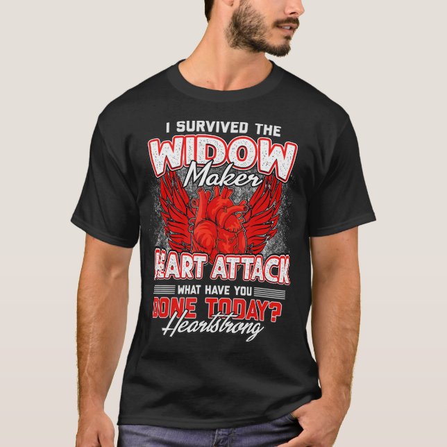 Überlebende Herzattacken Geschenke Operation T-Shirt (Vorderseite)