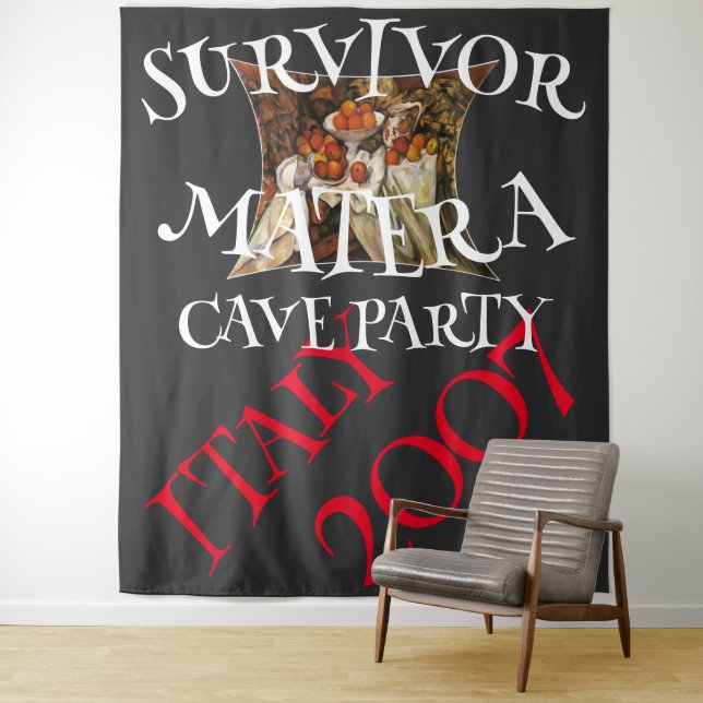 ÜBERLEBENSLAGE MATERA CAVE PARTY WEINGEMISCHER WANDTEPPICH (Beispiel)