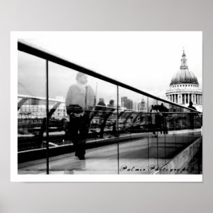 Überlegungen in London [Art Print] Poster