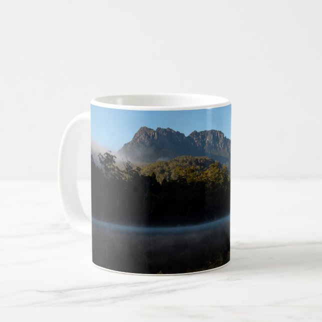 Überlegungen zum See Kaffeetasse (Vorderseite Links)