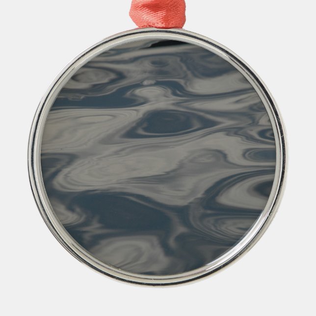 Überlegungen zum Wasser Silbernes Ornament (Vorne)