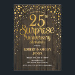 Überraschung 25. Hochzeitstag - Holz & Gold Einladung<br><div class="desc">Überraschung 25. Hochzeitstag Einladung. Elegantes rustikales Design mit dunkelbraunem Holzmuster,  Imitats goldenen Drehbuch Schriftart und Konfetti. Melde mich,  wenn du ein benutzerdefiniertes Jahr brauchst.</div>