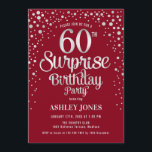 Überraschung 60. Geburtstagsparty - Silver & Red Einladung<br><div class="desc">Überraschung 650. Geburtstagsparty Einladung. Elegantes Design in dunkelrot und Imitat Glitzer Silber. Features stilvolle Skript-Schriftart und Konfetti. Nachricht,  wenn du ein Alter brauchst.</div>