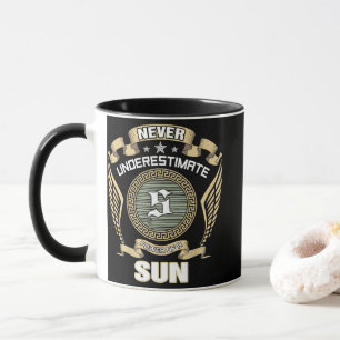 ÜBERSCHÄTZE NIE DIE MACHT EINER SONNE TASSE