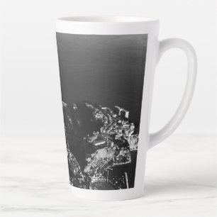 Übersicht über den Vintagen Monaco Hauptport Throw Milchtasse