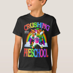 Übertreibung in die Vorschule, Einhorn zurück in d T-Shirt