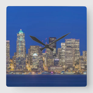 Ufer und Downtown Skyline bei Twilight Quadratische Wanduhr