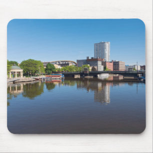 Uferbrücke und Staat Mousepad