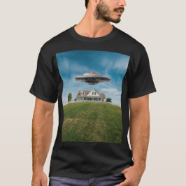 UFO in Yard Black Men's T - Shirt